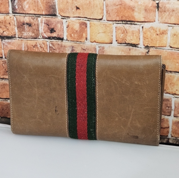 Vintage Gucci trifold wallet - Picture 5 of 16